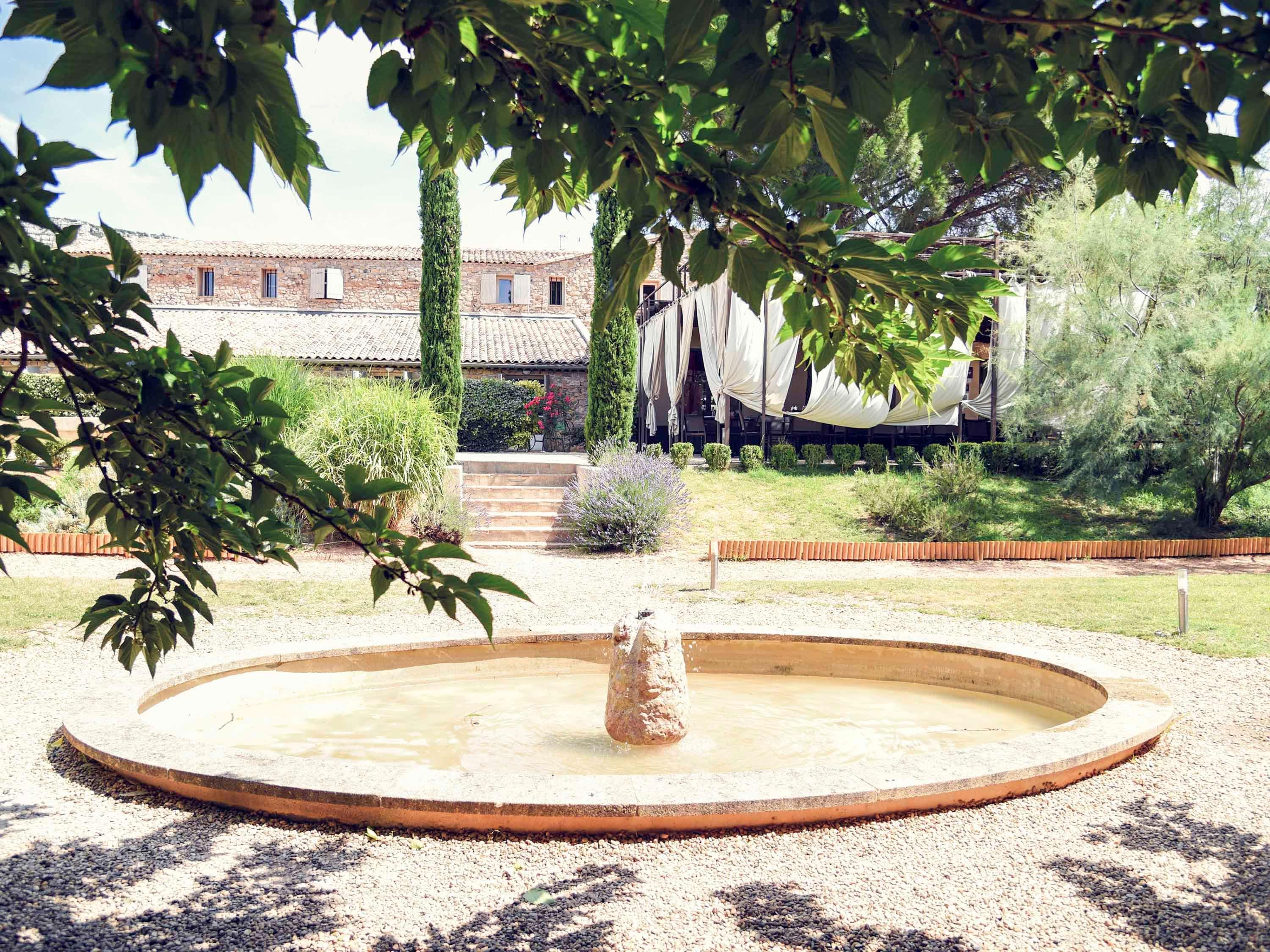 Mercure Aix-En-Provence Sainte-Victoire Châteauneuf-le-Rouge Exteriér fotografie